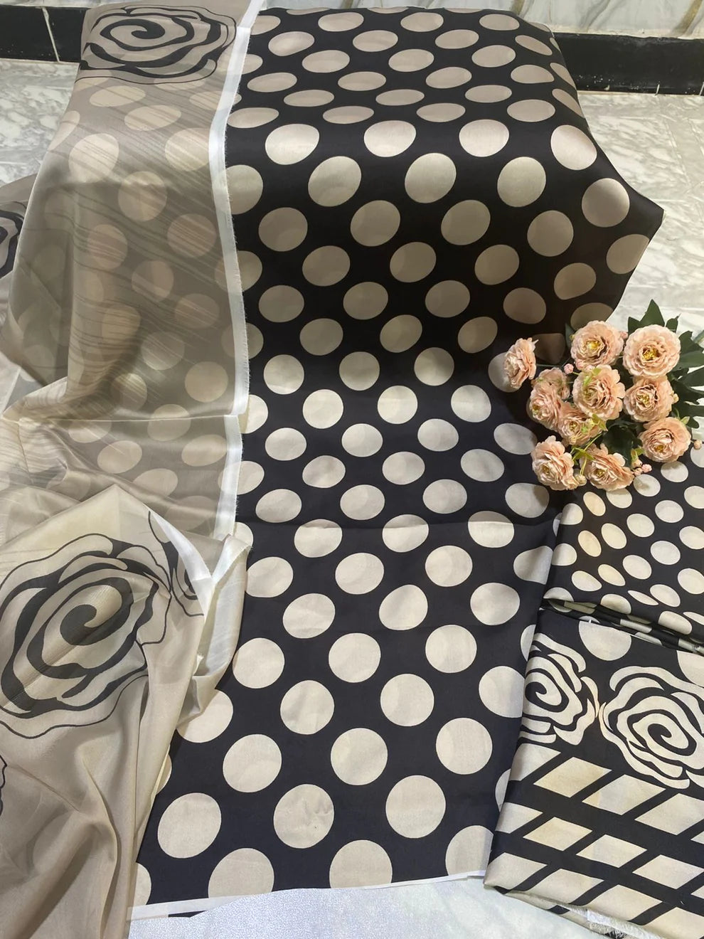 Digital Print Silk 3pcs (POLKA.)